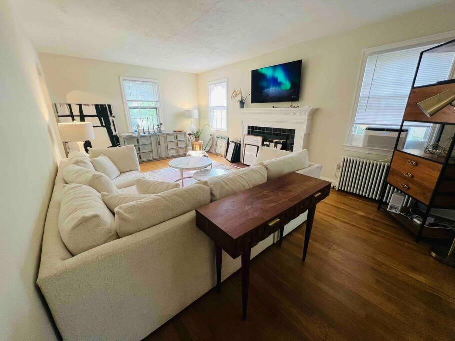 Dc'S Best Location 4 Bed With Parking Walk To Metro And Nightlife Bethesda Row Chevy Chase Buitenkant foto